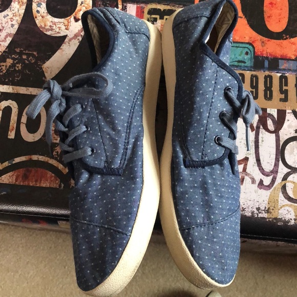 TOMS - Picture 6 of 6